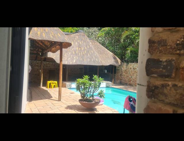 4 BEDROOM HOUSE FOR SALE IN PROTEA PARK